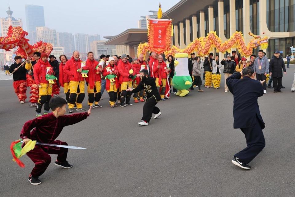进入“青岛时间”！2025-26克利伯环球帆船赛10支船队全部抵青_腾讯新闻