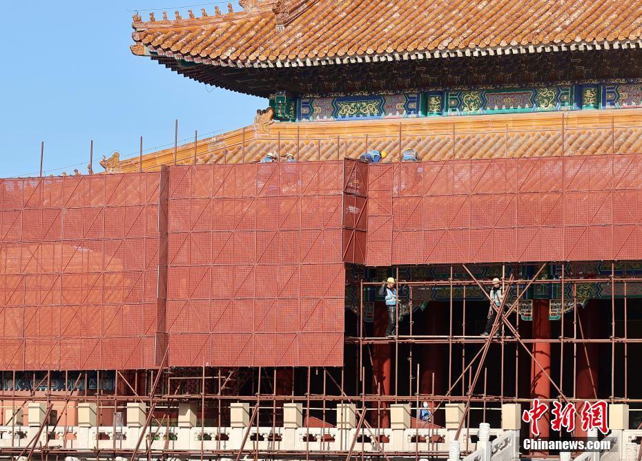 北京故宫最大的宫门太和门进行修缮工作_腾讯新闻