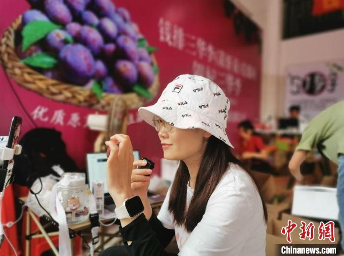 宽带排行_首发定价是3499元,是当时价格最低的1TB手机.(2)