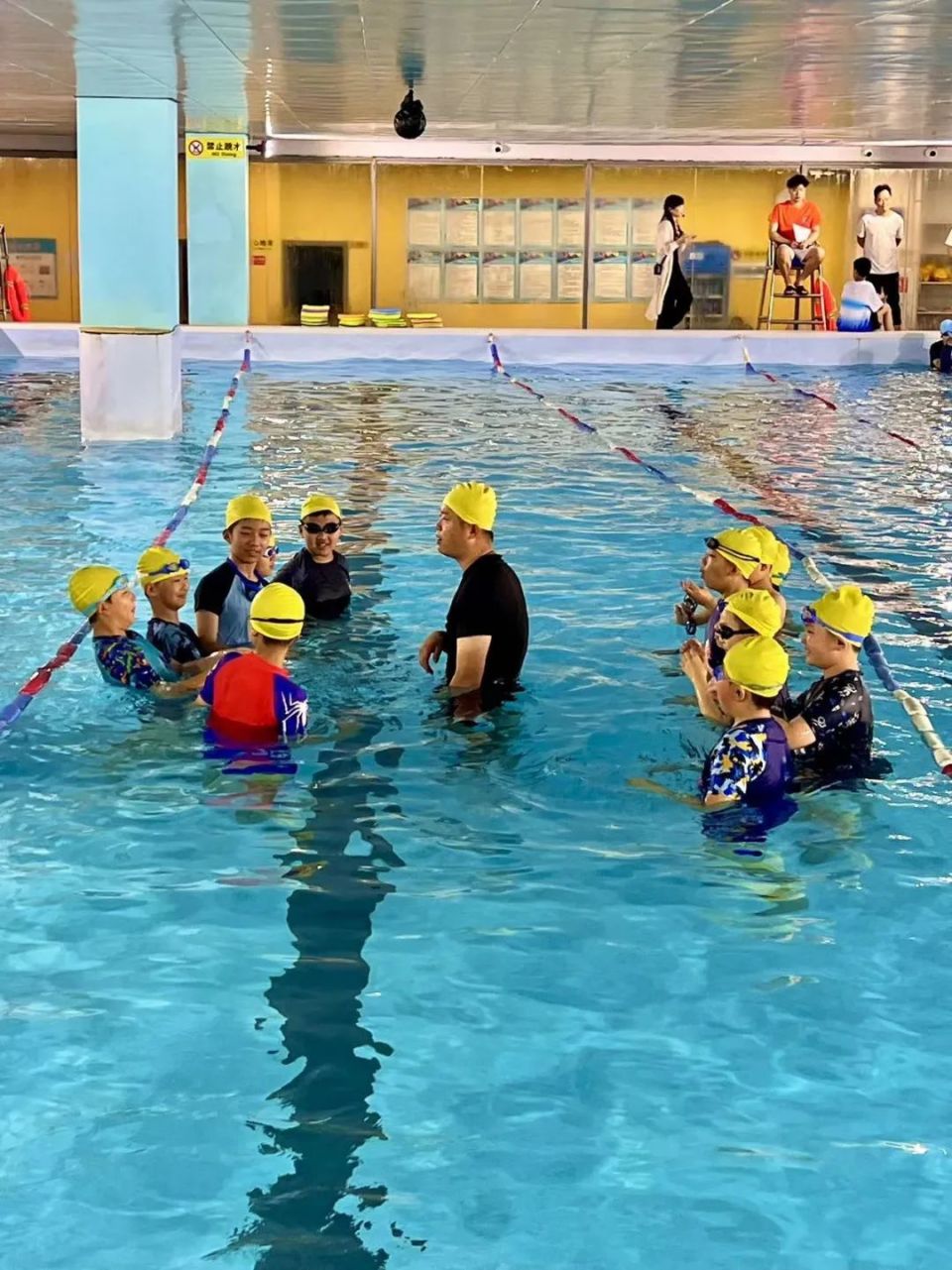 高新区城际小学将以游泳技能培训为抓手,聚集学生体质