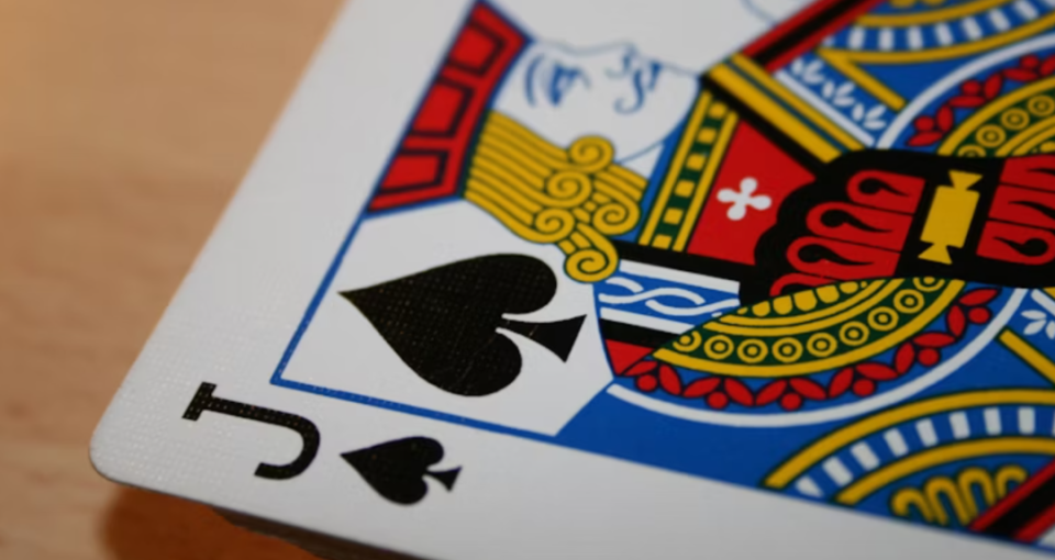 扑克牌里K是King，Q是Queen，那J代表哪个单词?_腾讯新闻