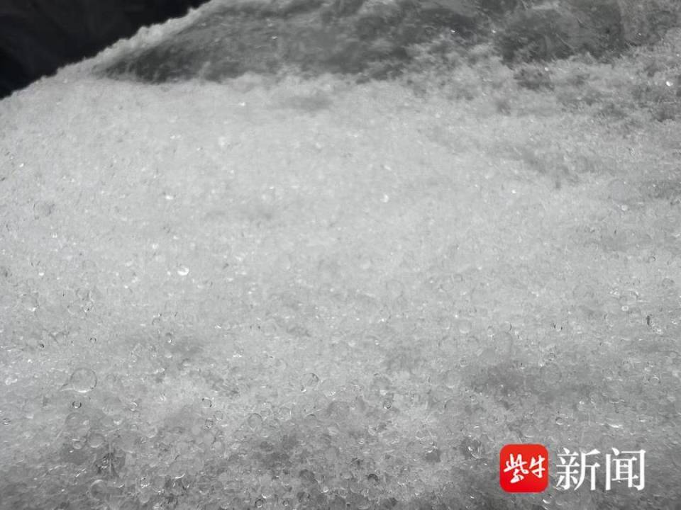 既不是雪也不是冰雹，盐里盐气的霰到底是什么？_腾讯新闻