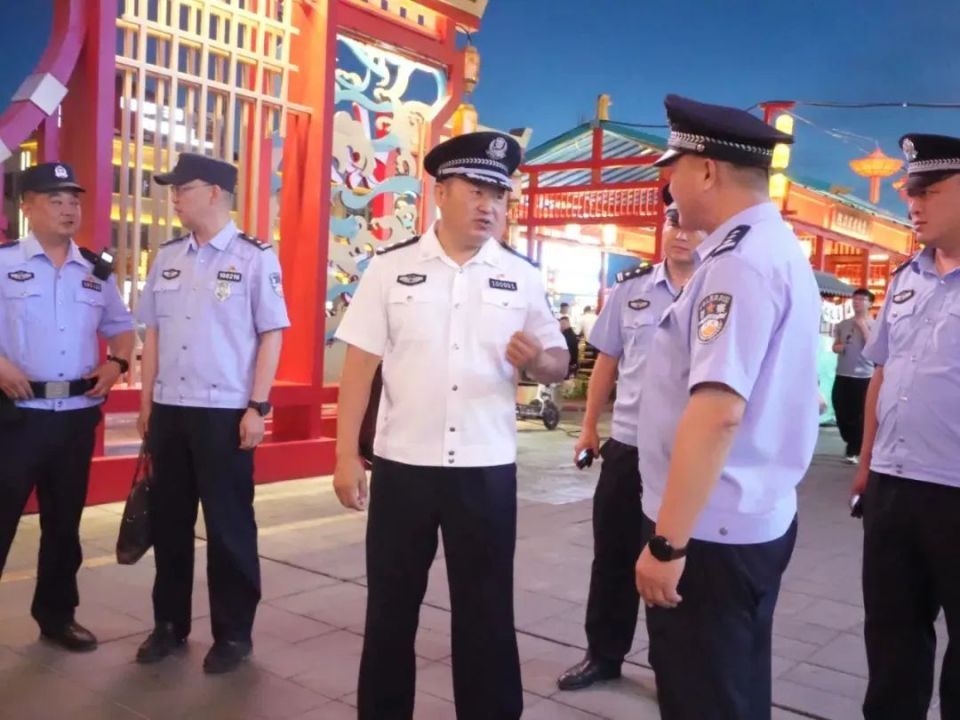 【夏季行动】新疆各地公安机关启动夏夜治安巡查宣防集中统一行动(二)