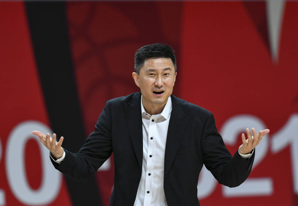 广东男篮锋线补强,20岁天才锋线万里报喜,季后赛或助杜锋翻盘