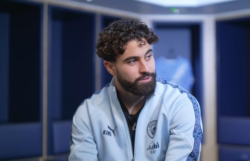 格瓦迪奥尔：我曾差点放弃足球去打篮球；很高兴能打回中卫