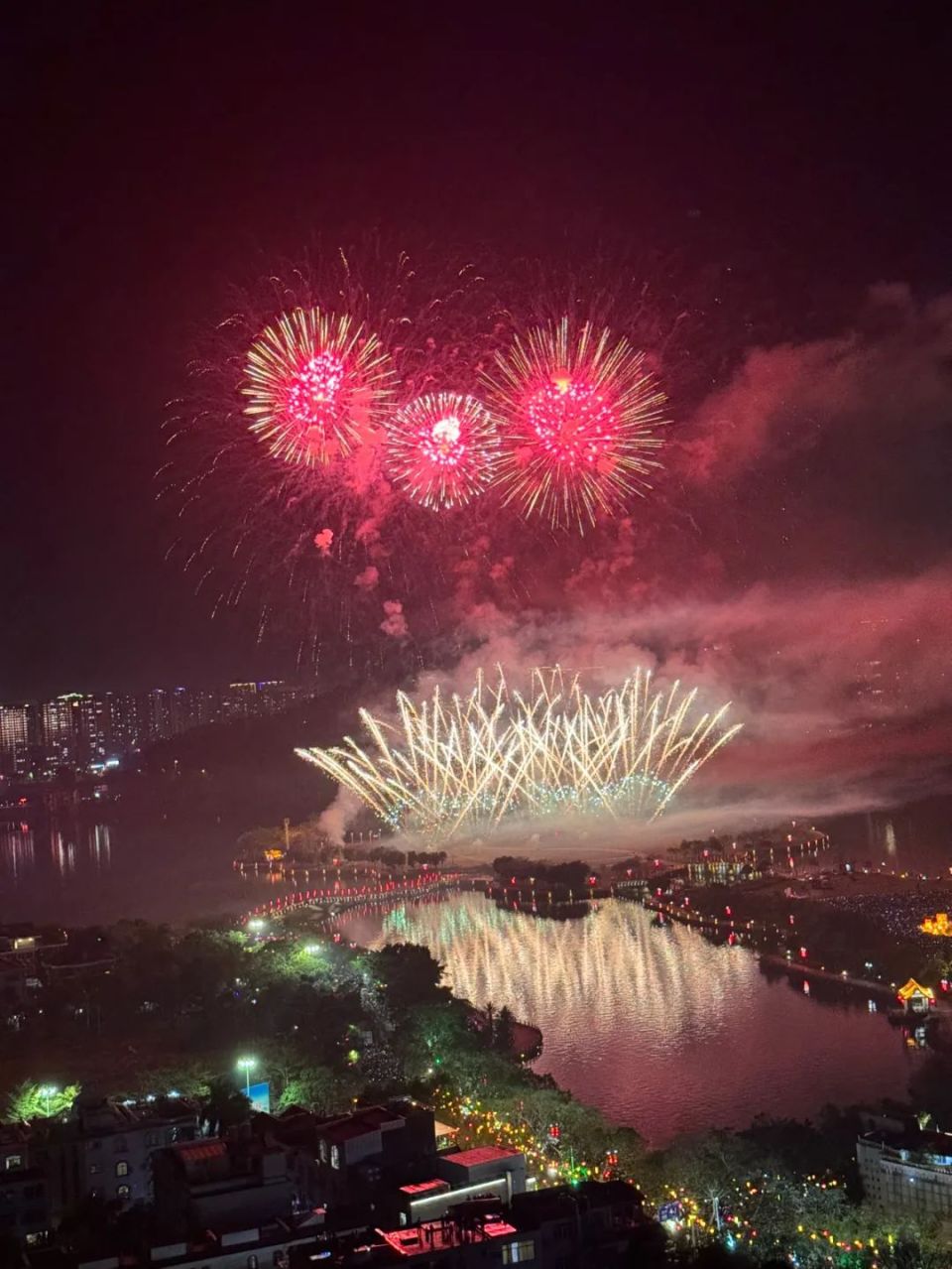 阳江烟花炸头图片