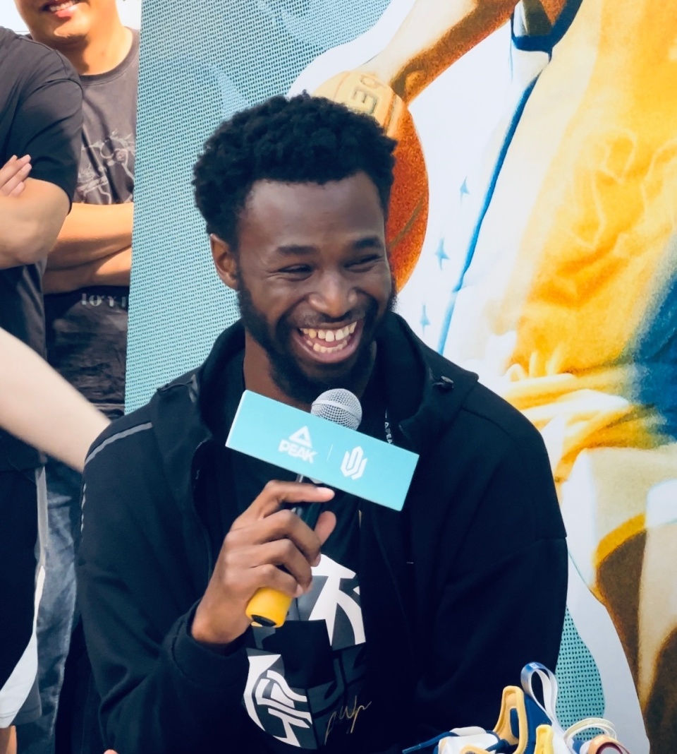 维金斯中国行已开启从沈阳到泉州你准备去哪一站感受嘴哥的微笑