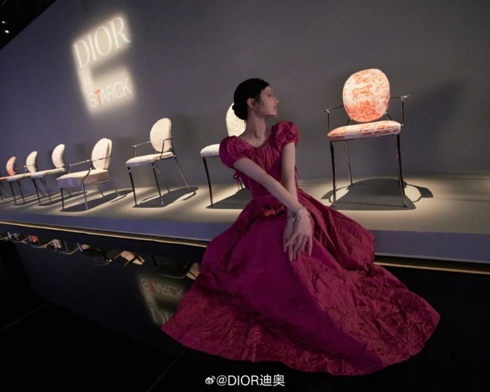 周杰伦Dior霸屏的那一夜，只有Prada满眼是泪_腾讯新闻