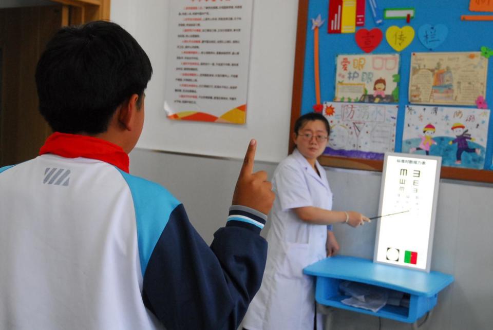 青岛即墨:爱眼日"爱眼课堂"进校园守护"睛"彩