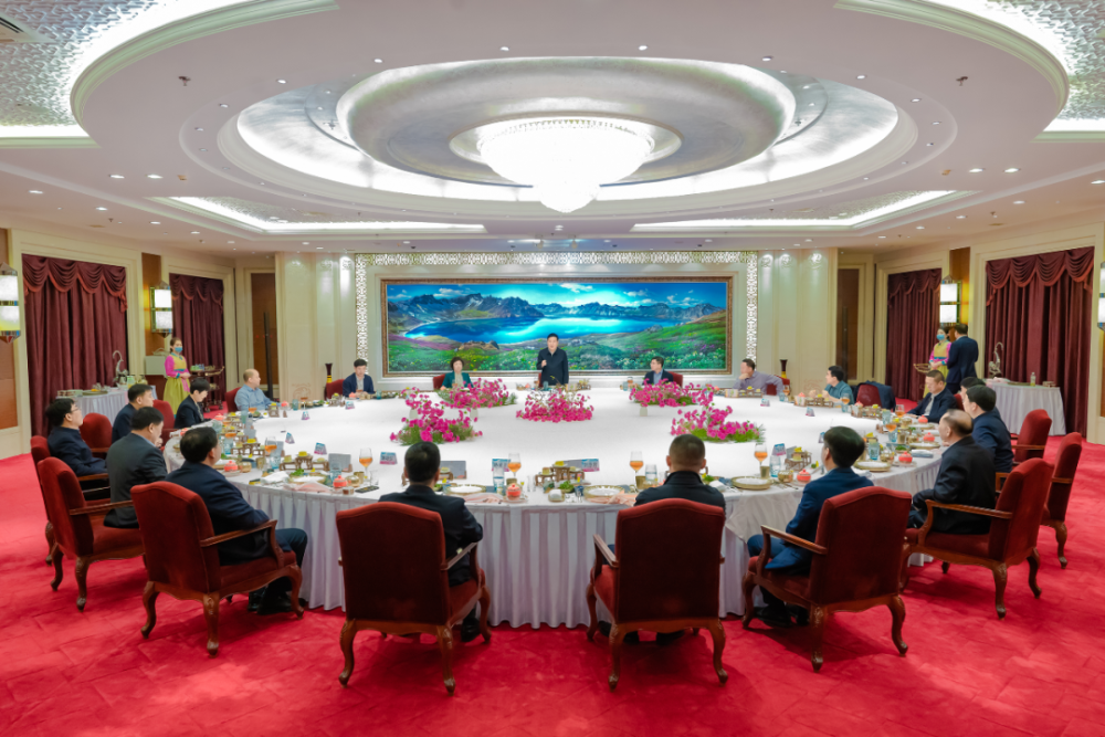 胡家福:在推动发展回馈社会中扛起企业担当展现更大作为