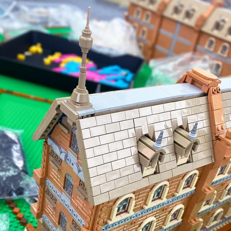 【趣闻】东京大学乐高部用乐高积木搭建的橘子学院将于5月18日~19日