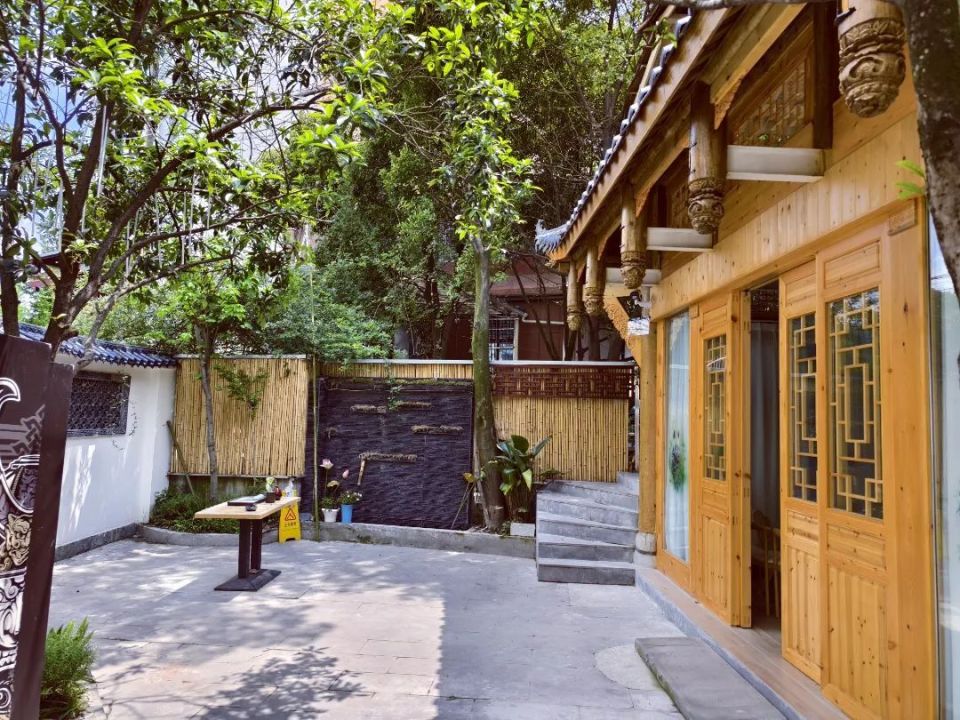 这8家隐于山林中的民宿,太适合避暑啦