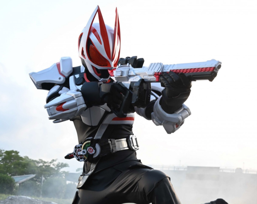 假面骑士极狐国内专属特供周边公开等比例的马格南射击者40x