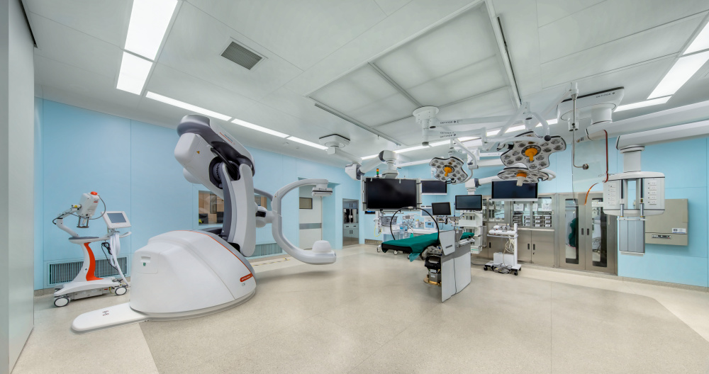 (西门子dsa复合手术室)此外,泰康还拥有全国最大的口腔连锁集团泰康