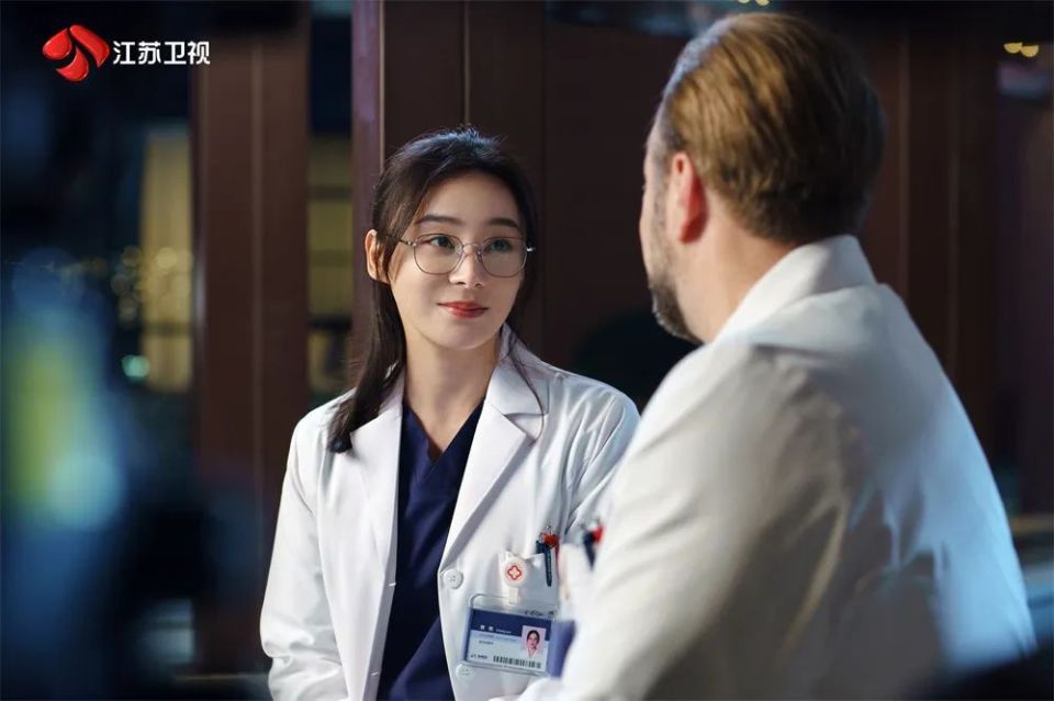 独家对话| 袁姗姗:饰演喜欢的角色,寻求生活和工作的平衡_腾讯新闻