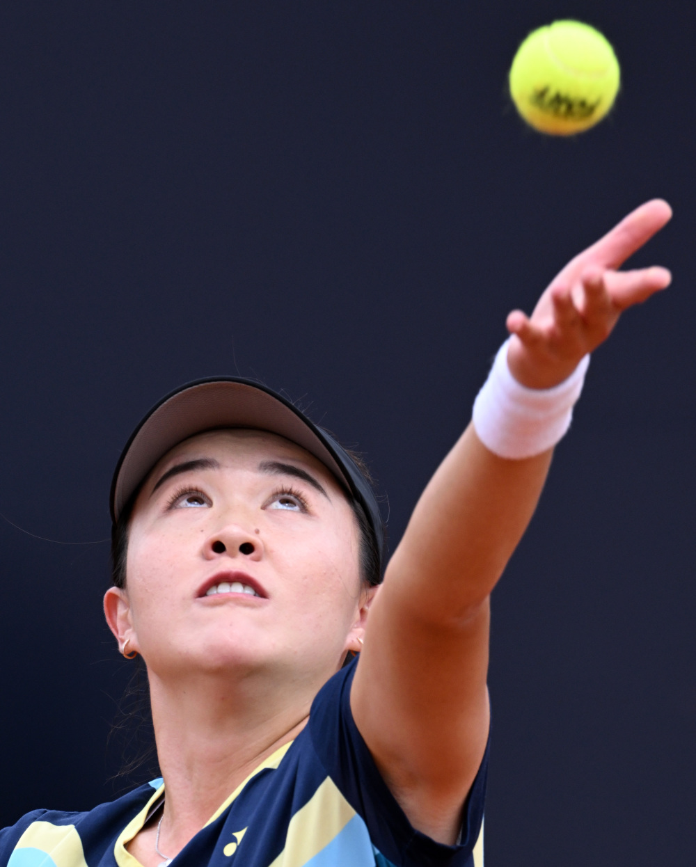网球——wta1000罗马站:朱琳止步首轮
