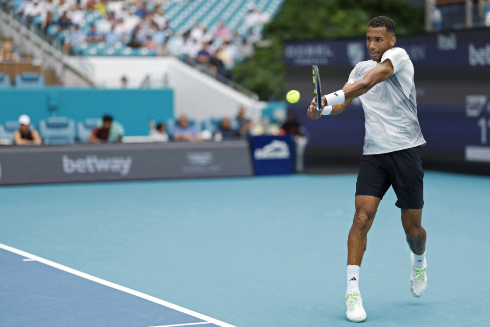 网球迈阿密公开赛奥热阿利亚西姆晋级