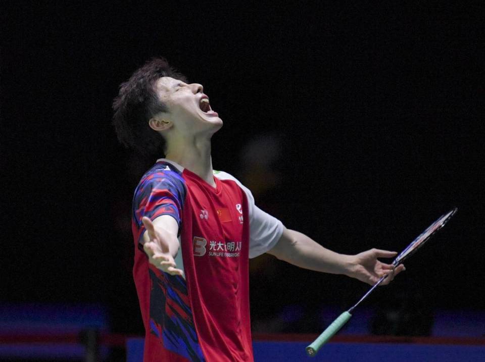 印尼羽毛球公开赛|石宇奇实现国羽35年夙愿,国羽四金二银收官