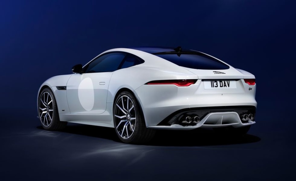捷豹燃油跑车绝唱:f-type zp 版发布,限量 150 辆,v8 发动机-腾讯新闻