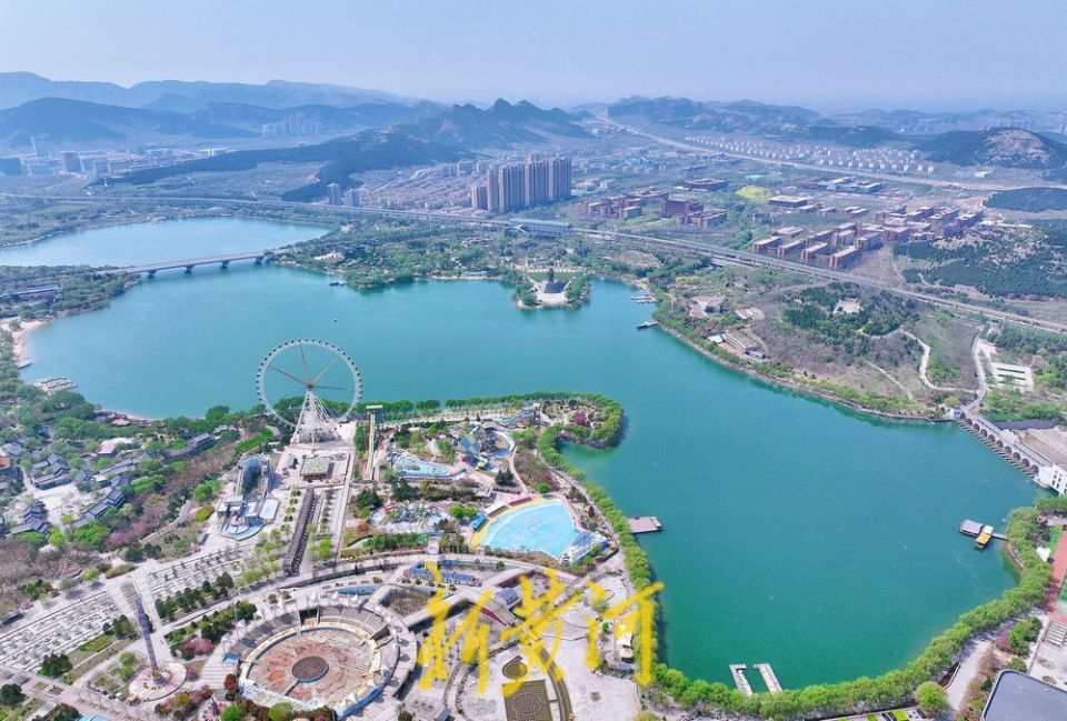 鸟瞰济南园博园春光美如画新黄河镜相