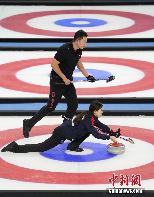十四冬黑龙江队获得冰壶公开组混双金牌
