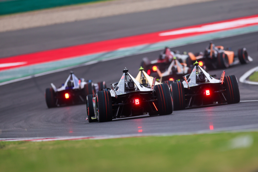 赛车——国际汽联电动方程式赛车锦标赛上海站赛况