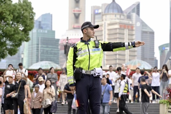端午小长假期间,上海全市报警类110警情同比下降1.4%
