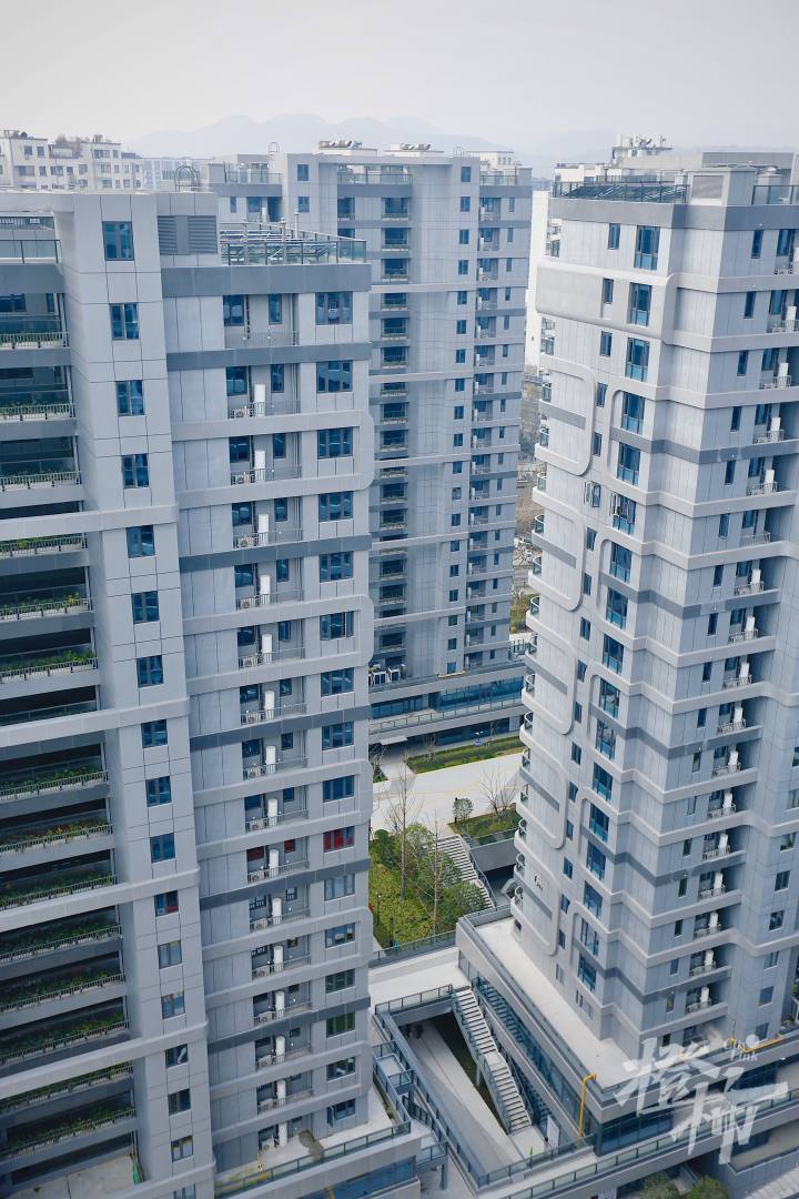 望江新城始版桥未来社区迎来首批住户!