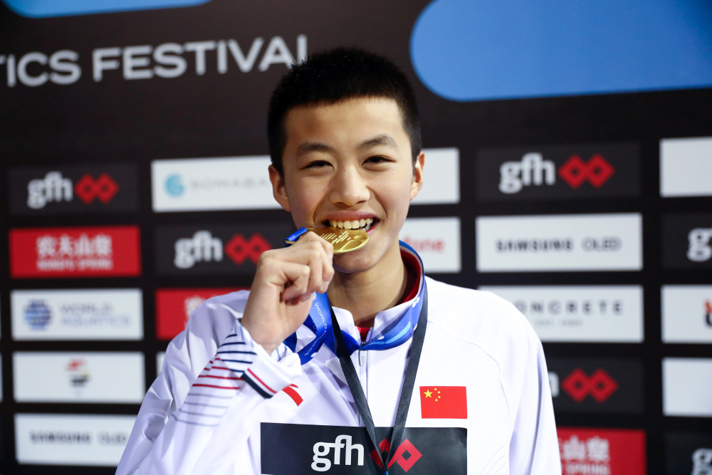 (体育)花样游泳——世界杯埃及站:杨顺诚获男子单人技术自选冠军_腾讯