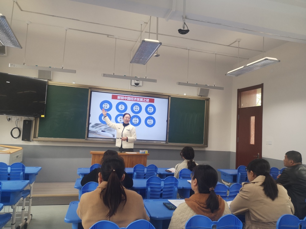 明德齐语全环境立德树人桓台县周家中学举办青年教师基本功比赛