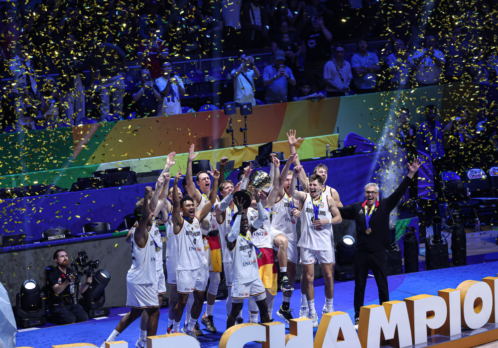 篮球世界杯——德国队获得冠军-腾讯新闻