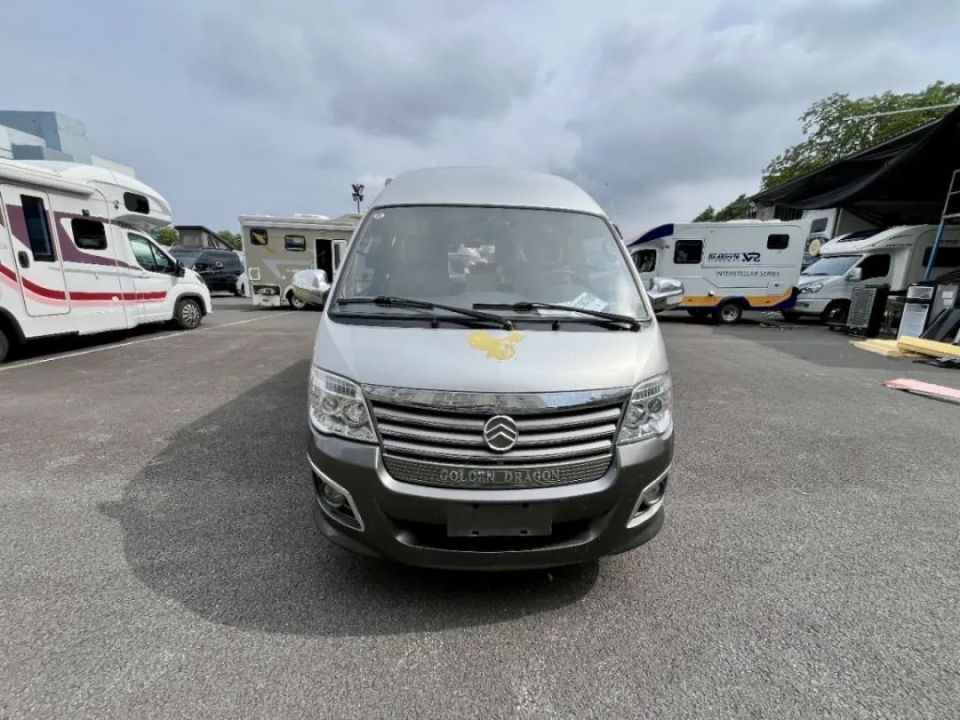 【二手房车】20年金旅小海狮b型房车只要8.8万