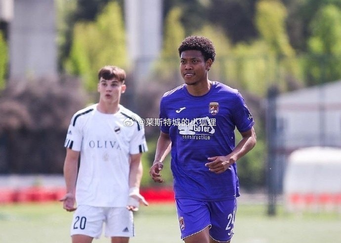 苏宇亮本赛季代表格拉菲卡u19a队在一级联赛出场14次,打入2球