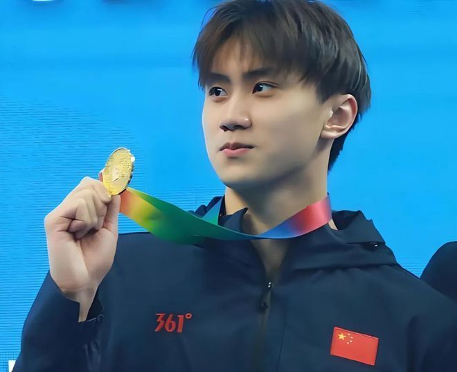 中国游泳队历来不缺少帅哥