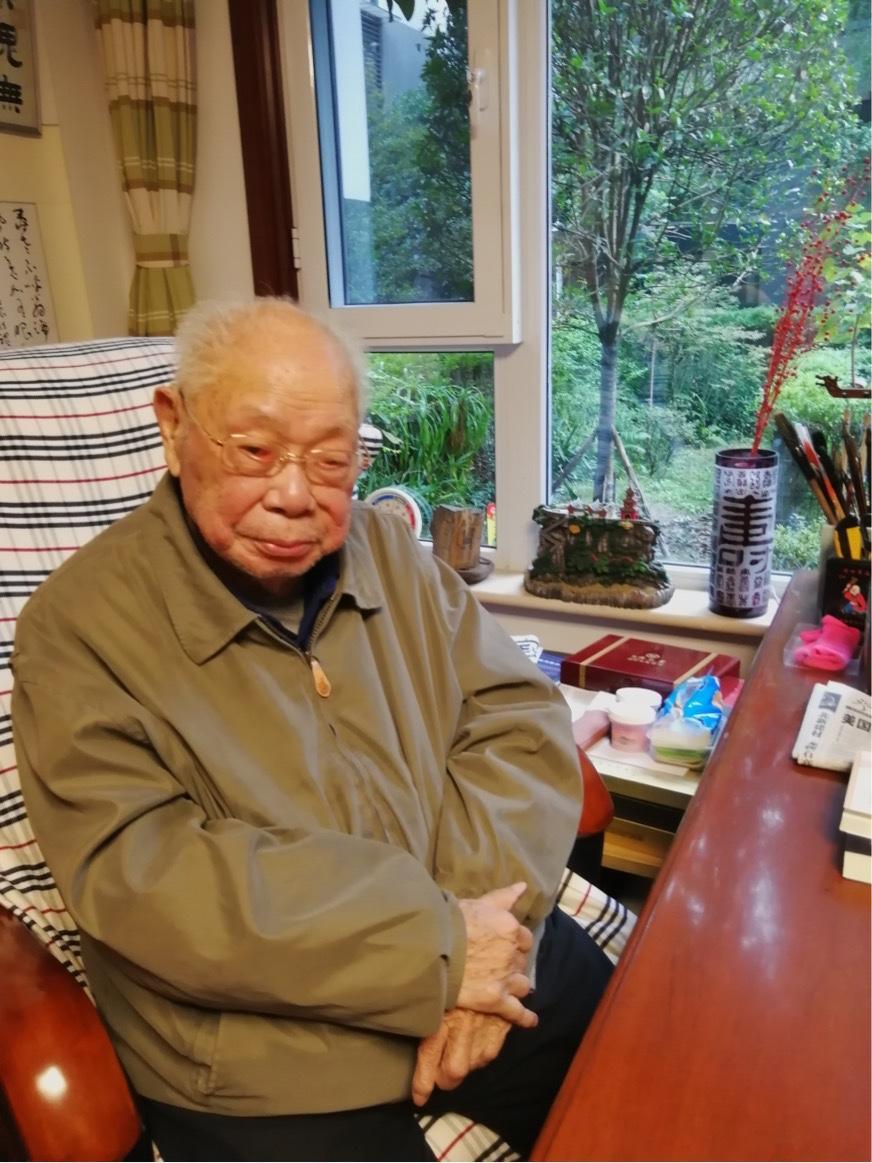 马老是一支不灭的火炬本报记者蒋蓝回忆最后一次专访马识途