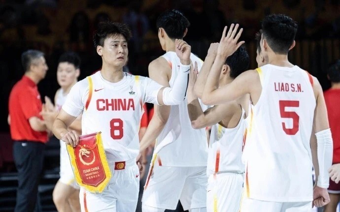 官方：由于突尼斯男篮缺战，中国男篮将与西班牙联赛联队热身_2