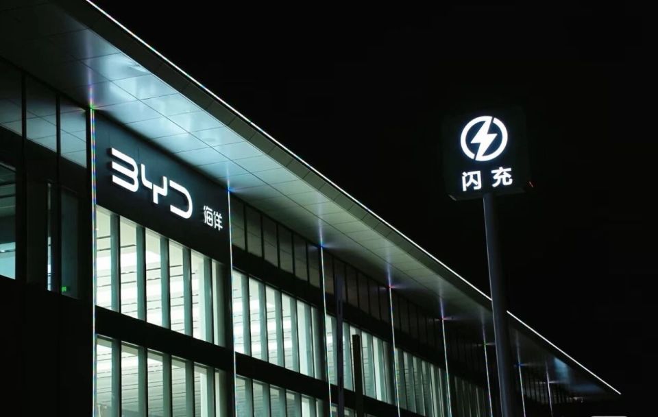 能打败比亚迪的，唯有弗迪_腾讯新闻