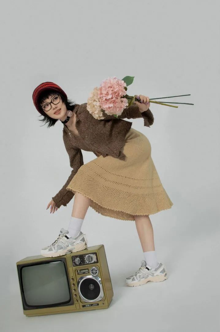 医用充气靴怎么穿巴黎世家推出 2024 足球系列新品_https://www.jmylbn.com_新闻资讯_第6张