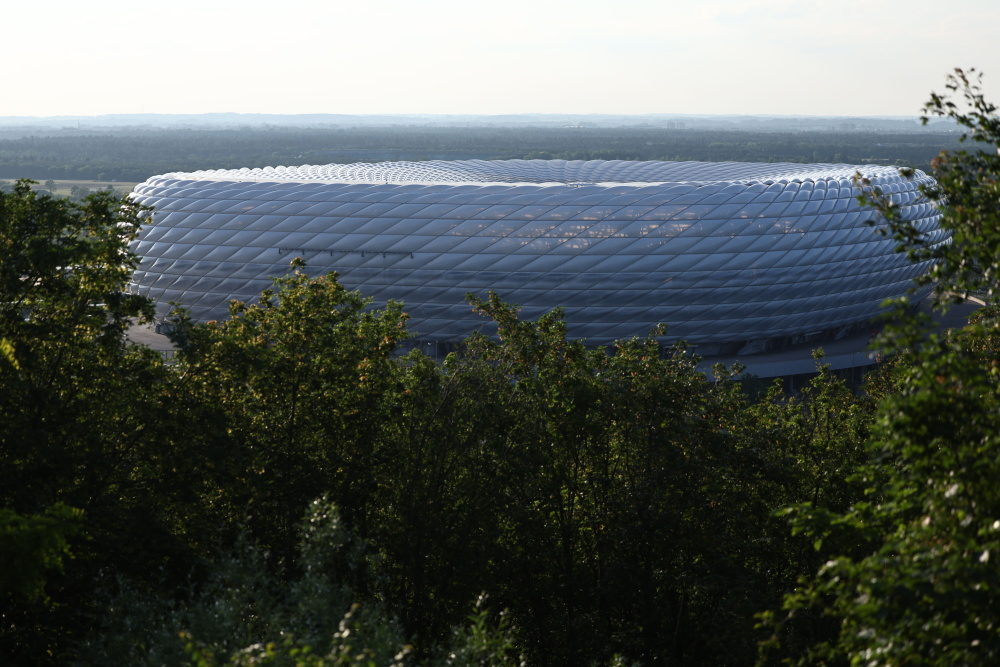 欧锦赛球场巡礼——慕尼黑安联球场