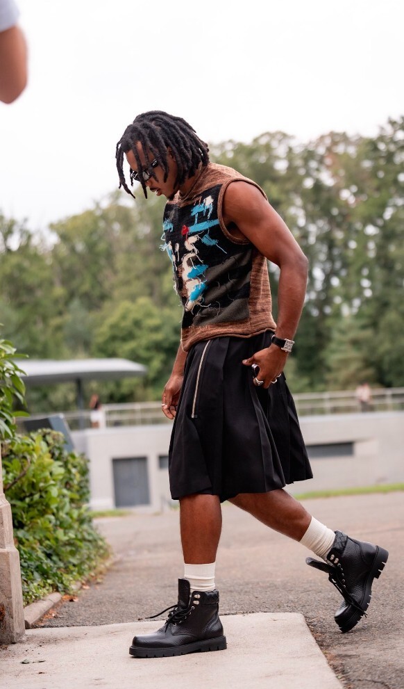 孔德谈穿着风格:每个人都可以选择自己喜欢的方式