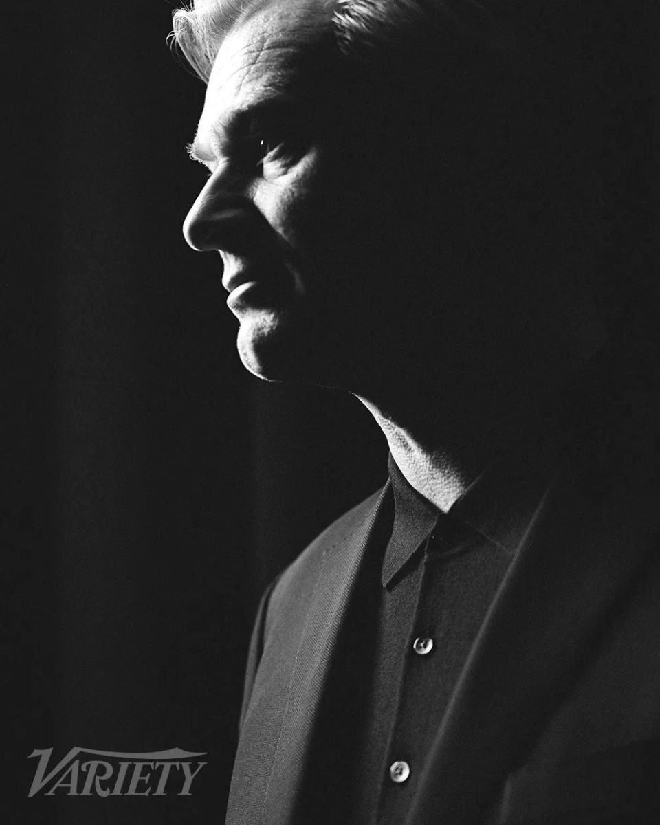 诺兰:不排除和华纳兄弟再合作 接受《综艺》专访不聊漫改电影_腾讯