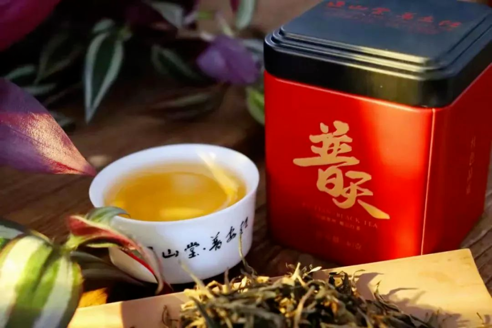 开设有本地名优特产销售店铺,而黔西南州农特产品直营店便是其中之一