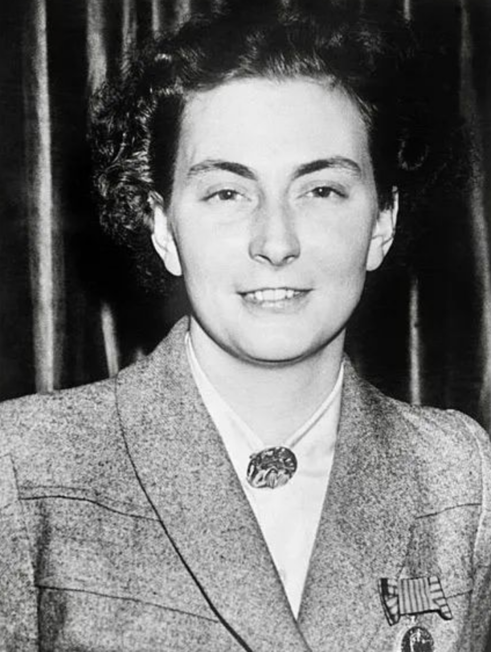 彗星逃亡路线:德占区人民如何保护盟军飞行员"润"往大英? | 循迹晓讲