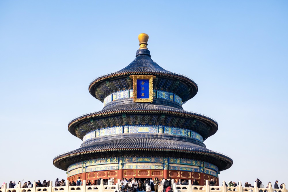 北京:初春天坛聚游人_腾讯新闻