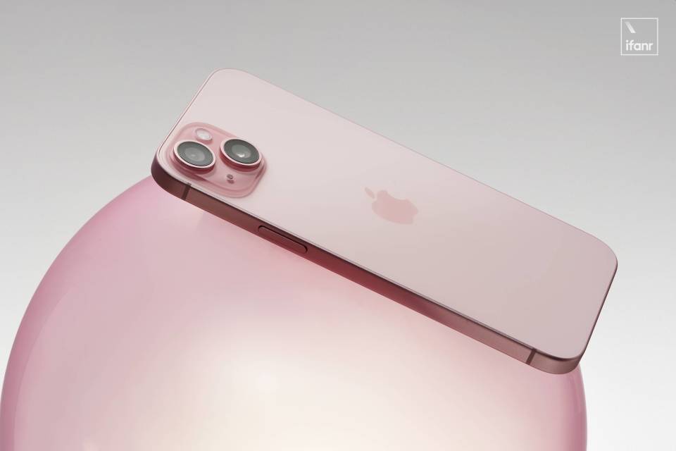 iPhone 15 首发体验：刚需改善型手机，务实的浪漫主义-腾讯新闻