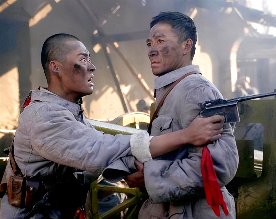 张桐:饰演《亮剑》中的"魏和尚"成名,留学时穷得吃狗粮