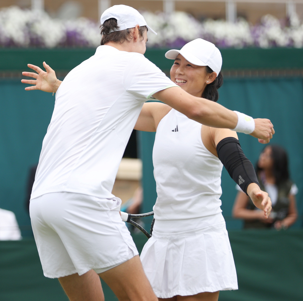 体育网球温网徐一璠弗列根晋级混双决赛