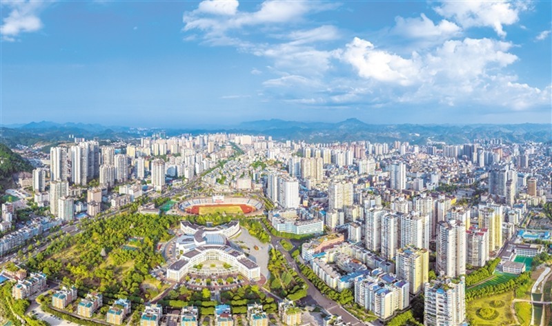 贵州凯里:奋进绽芳华 扬帆启新程_腾讯新闻