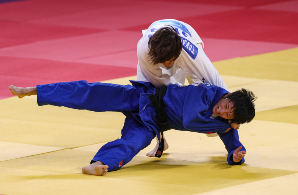 杭州亚运会女子63公斤级柔道决赛中国选手唐婧摘银