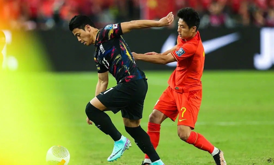 世预赛首败国足03不敌韩国队孙兴慜2射1传韦世豪伤退